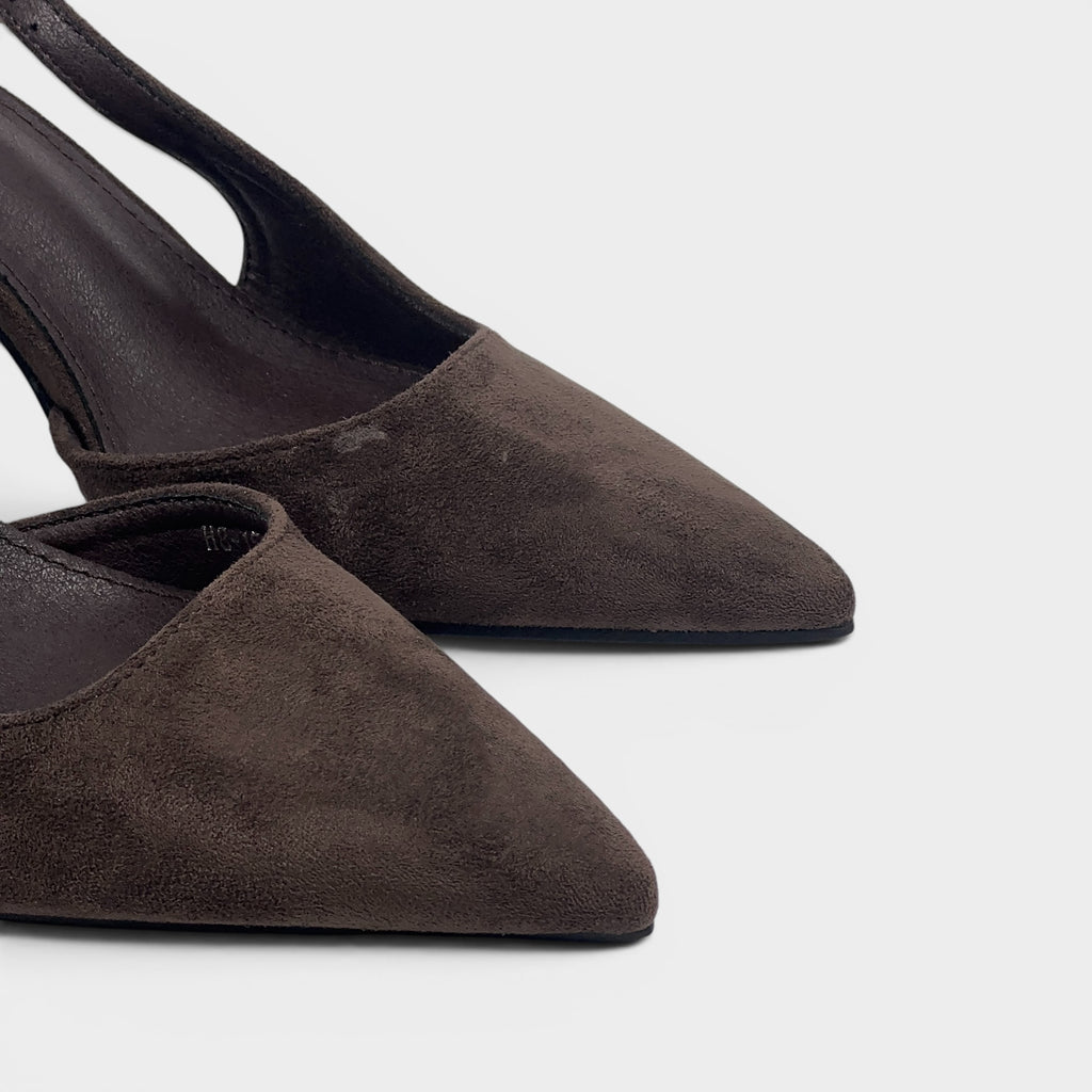 Brązowe czółenka slingback na szpilce