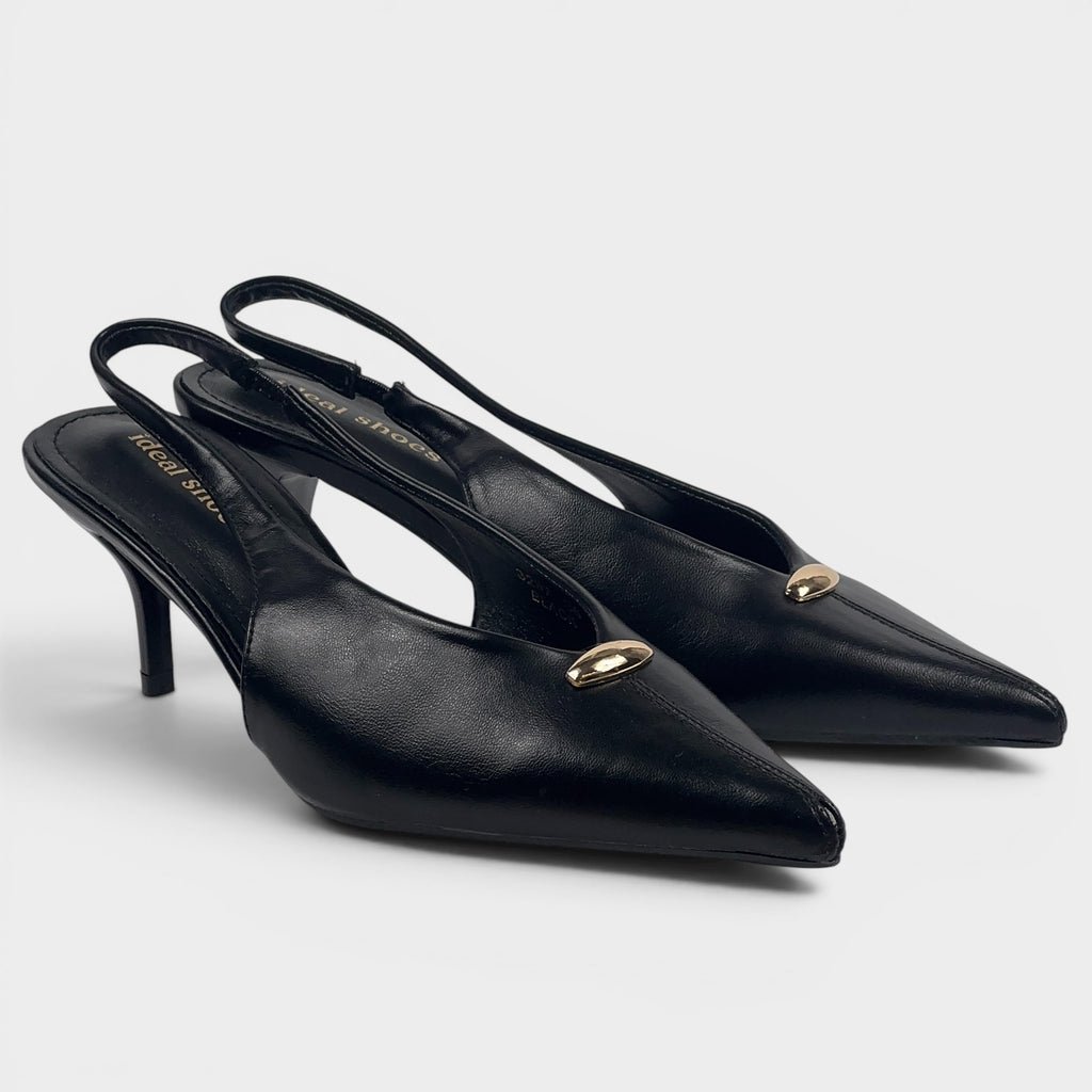 Czarne czółenka slingback ze złotą ozdobą